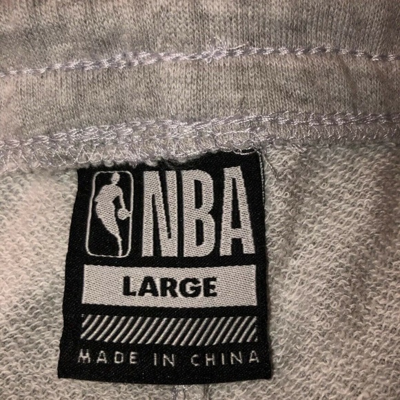 NBA Men's XL Grey Sweat Basketball Shorts MSRP $40 - Picture 5 of 7